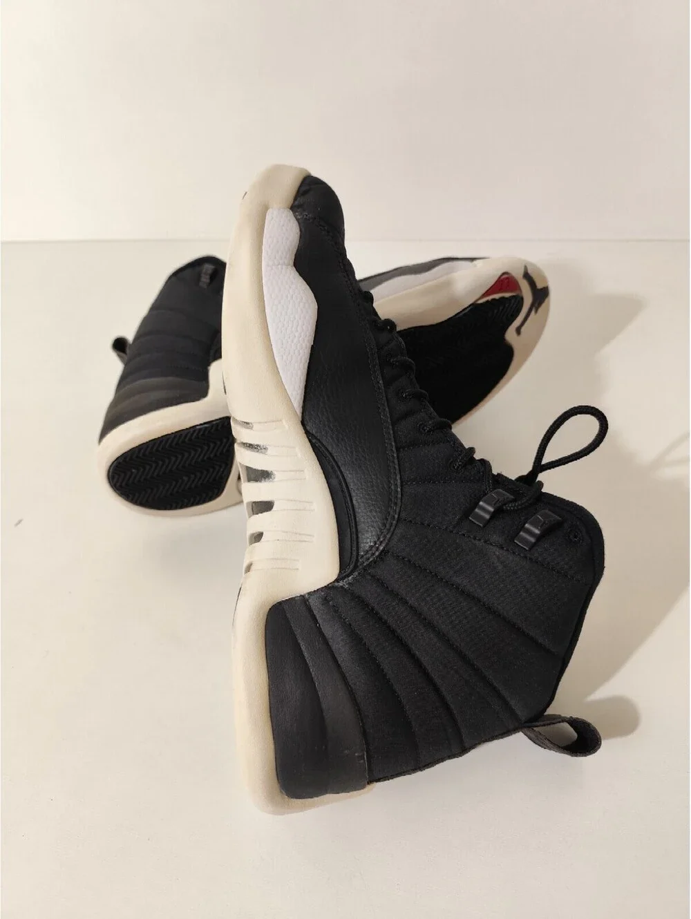 Air Jordan 12 Retro Nylon Neoprene Mens Size 12.5  (130690-004) Black White